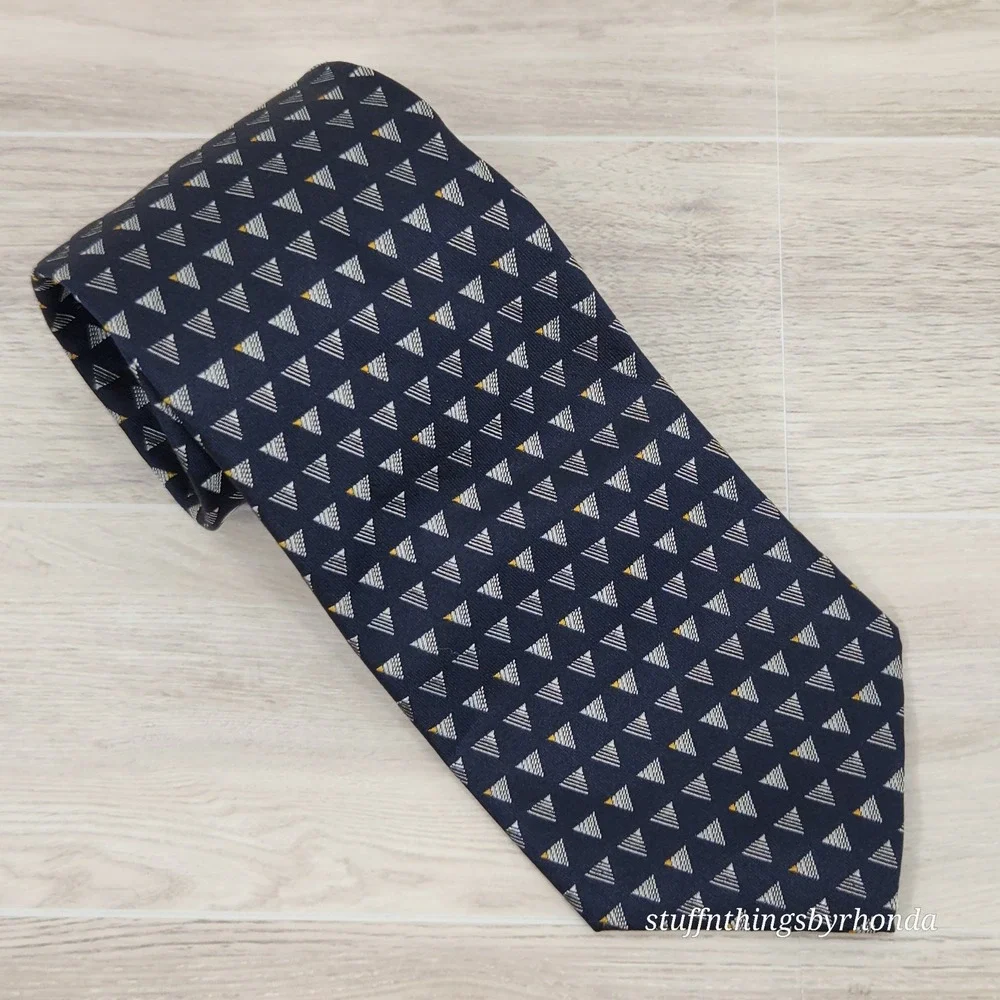 Lauren Ralph Lauren Necktie Blue & White Made In USA 100% Silk 56